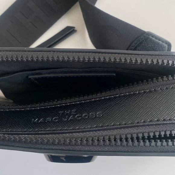 Authentic Marc Jacobs Snapshot - Picture 12 of 16